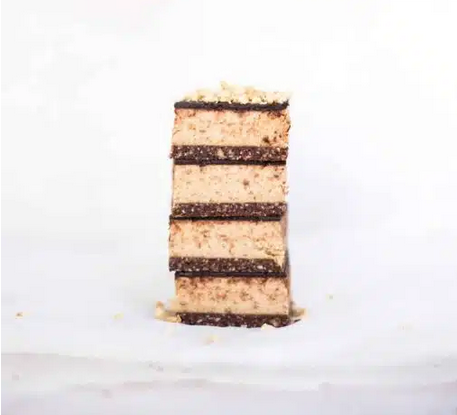 raw passion vegan snickers slices (16 pieces)