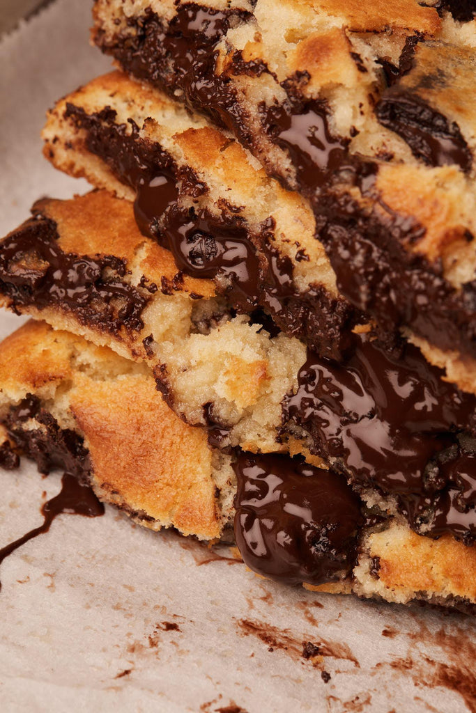 BENNETT ST DAIRY CHOCOLATE CHIP GOOEY COOKIE DOUGH BAKE AT HOME COOKIES DELIVERED SYDNEY