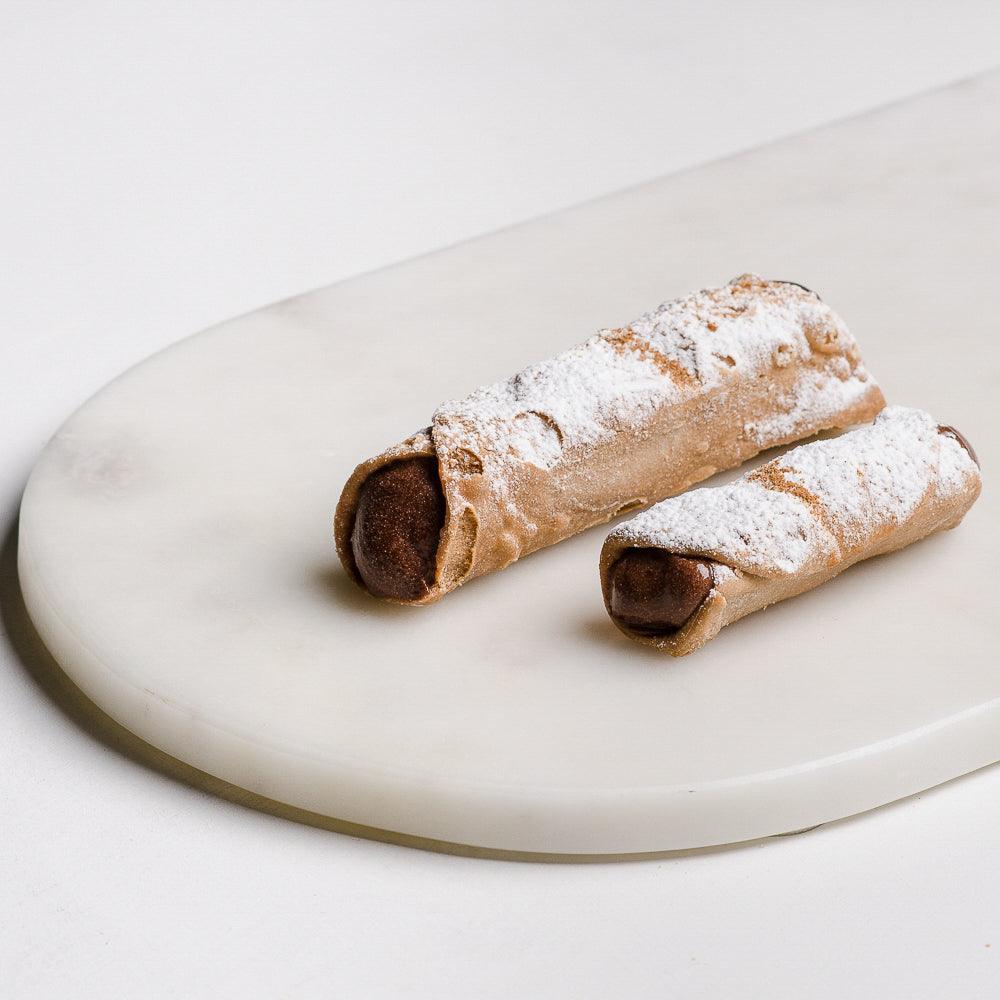 Papa's pasticceria chocolate custard cannoli in large and small size