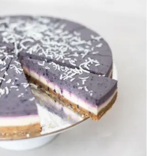 raw passion blueberry & lemon vegan cheesecake (sliced)