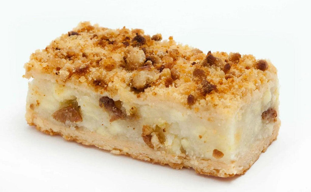6 PACK OF APPLE CRUMBLE SLICES FRESH AND READY TO EAT