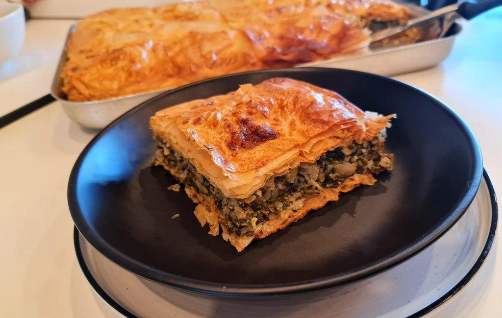 GREEK SPINACH & CHEESE PIE (SPANAKOPITA) - FROZEN (3 SIZES AVAILABLE) - STORE TO DOOR
