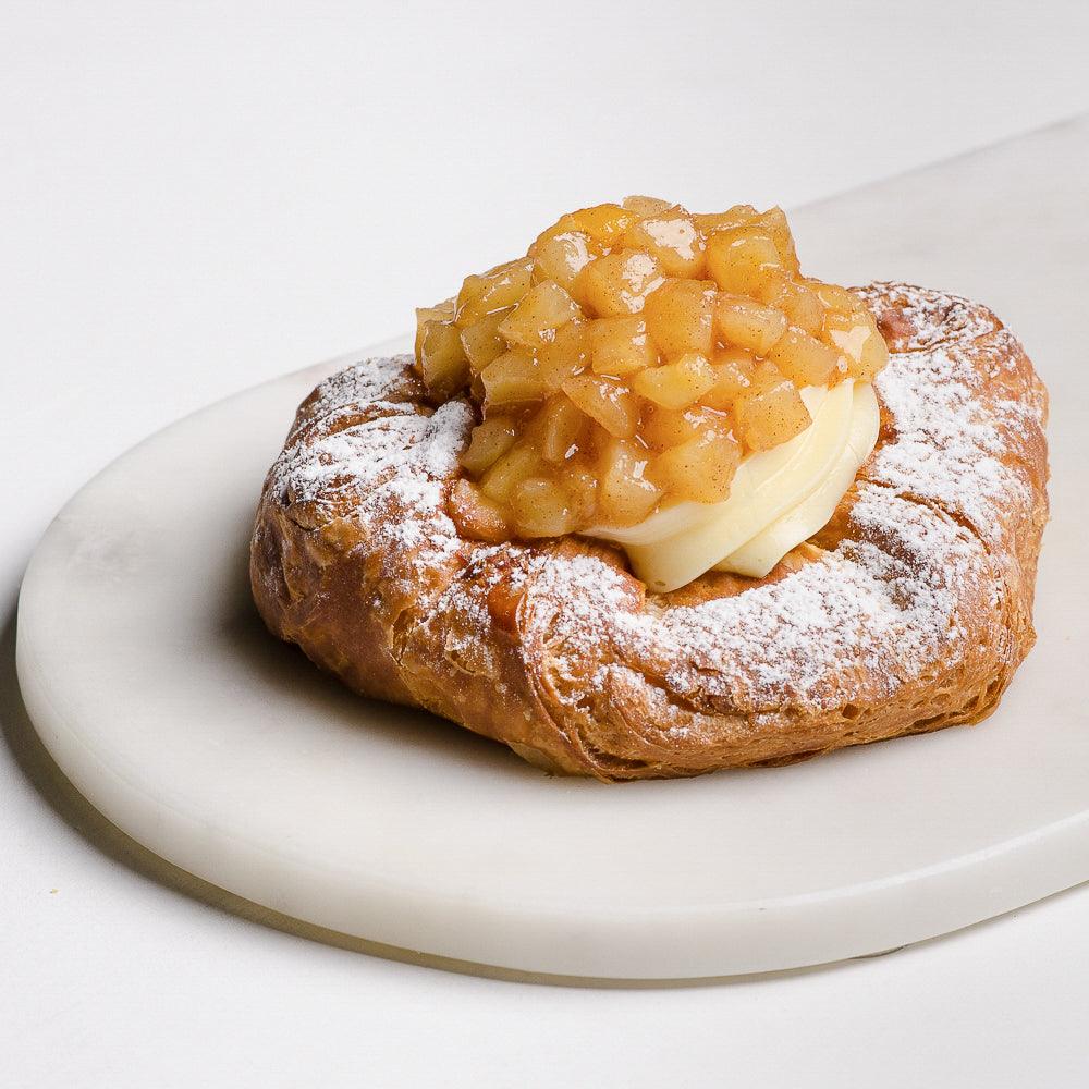 Pasticceria papa's Apple Danish, Pastry topped with cream and apple
